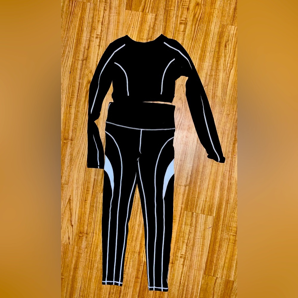 Fashion nova sport workout set small